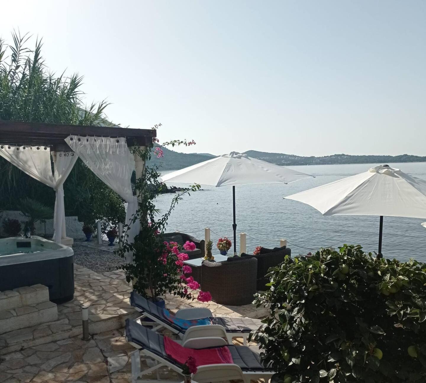 Villa Leonardo 믈리니 외부 사진